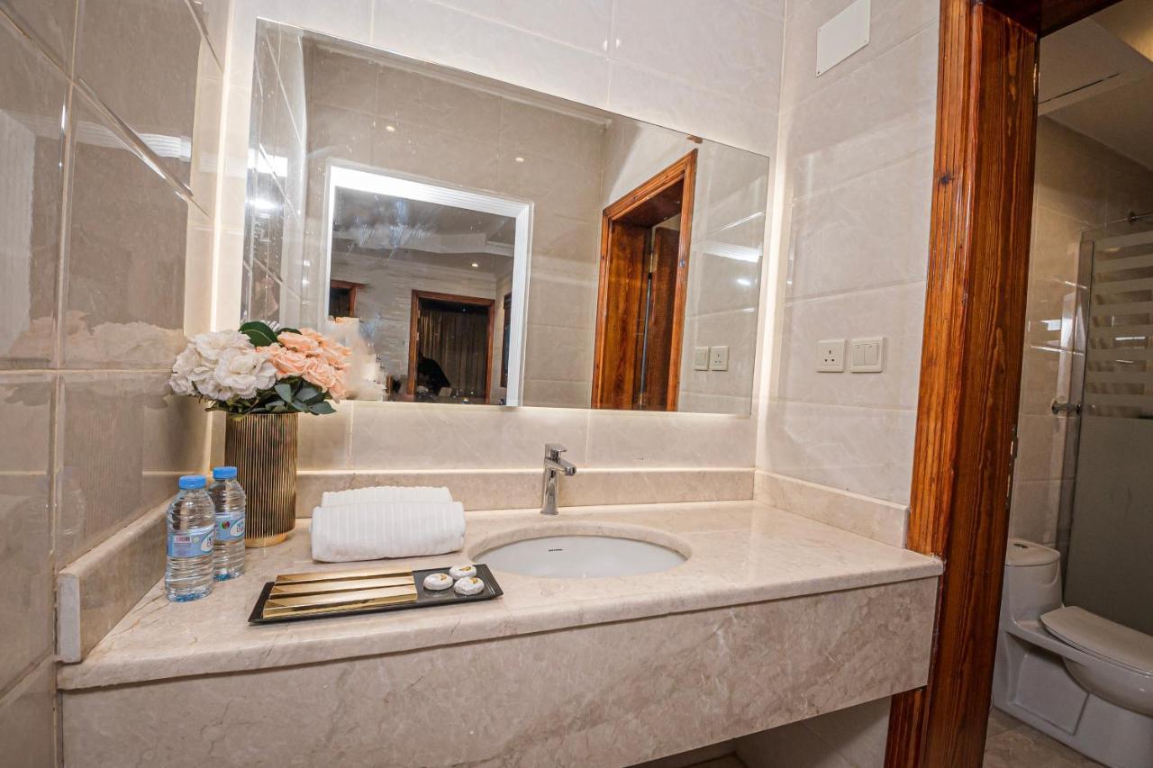 Safwa Taiba Suite اجنحة صفوة طيبه Medina Luaran gambar